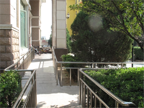 W020101012522439451382.jpg W020101012522439451382.jpg