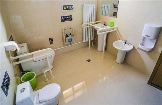 第三衛(wèi)生間1.jpg 第三衛(wèi)生間1.jpg