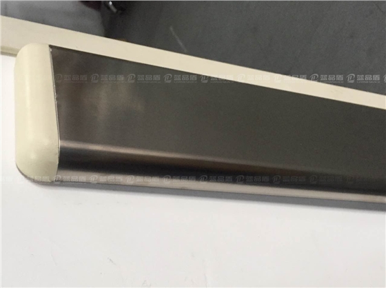 152不銹鋼護(hù)墻板111.jpg 152不銹鋼護(hù)墻板111.jpg