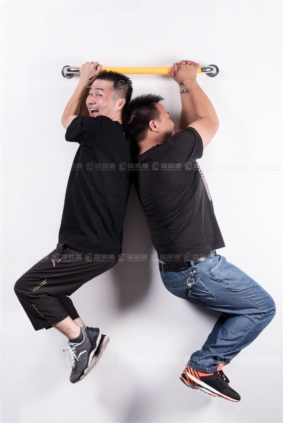 衛生間扶手.jpg 衛生間扶手.jpg