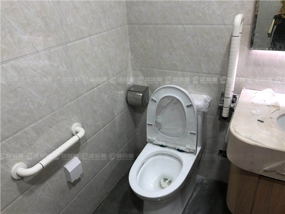 廣州458醫院3衛生間扶手.jpg 廣州458醫院3衛生間扶手.jpg