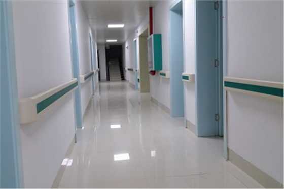 醫院走道扶手