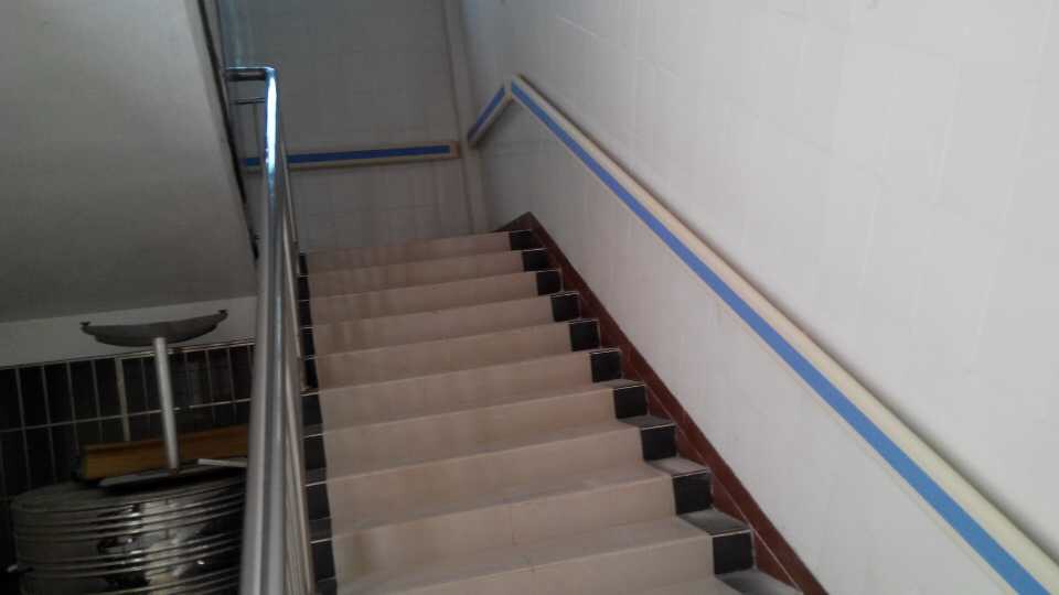 【遼寧】沈陽市東藥集團(tuán)有限公司采購500米140防撞扶手 【遼寧】沈陽市東藥集團(tuán)有限公司采購500米140防撞扶手