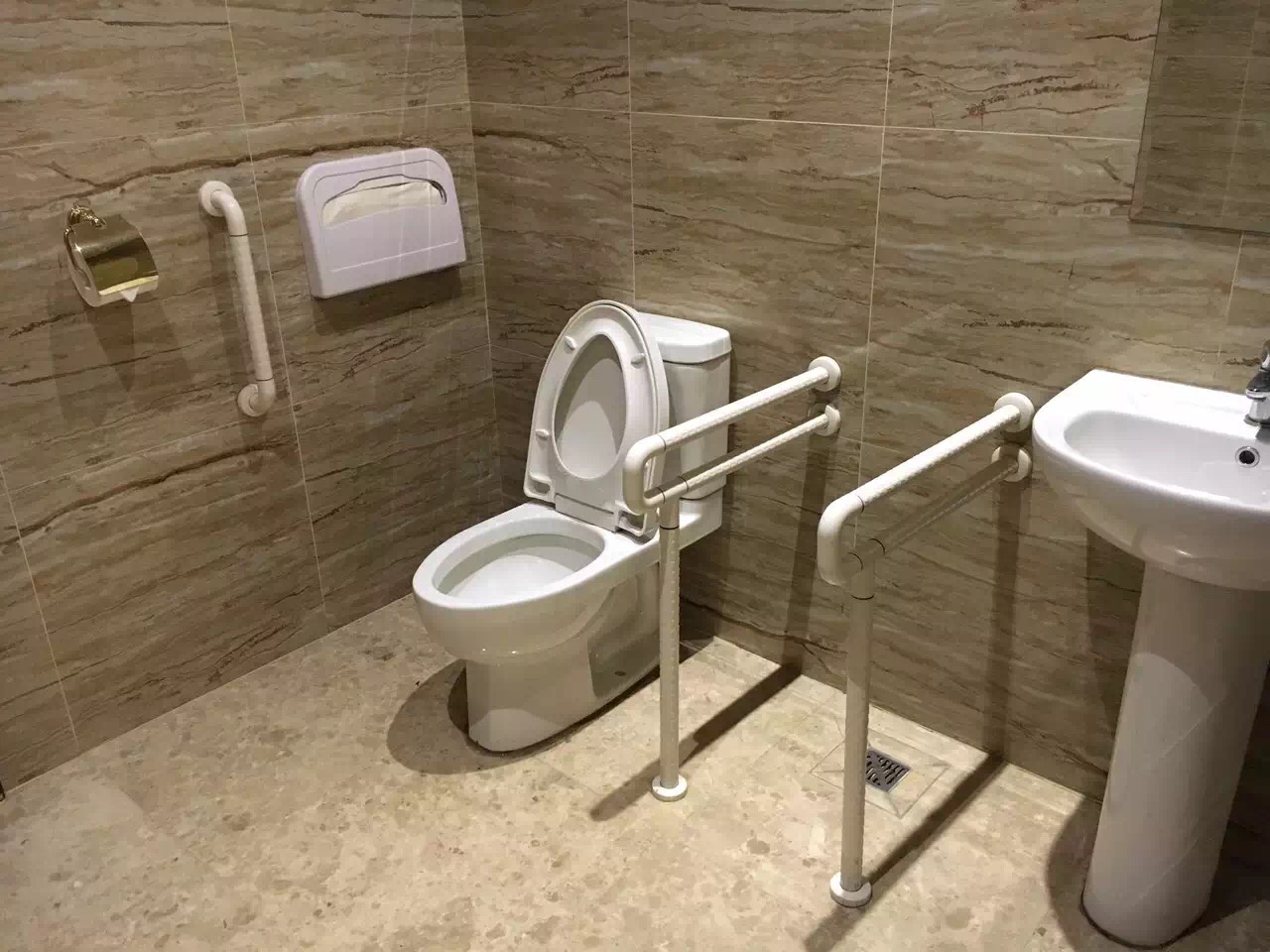 108642314777570717.jpg 108642314777570717.jpg