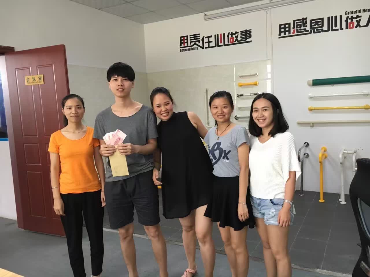 390251253026475155.jpg 390251253026475155.jpg