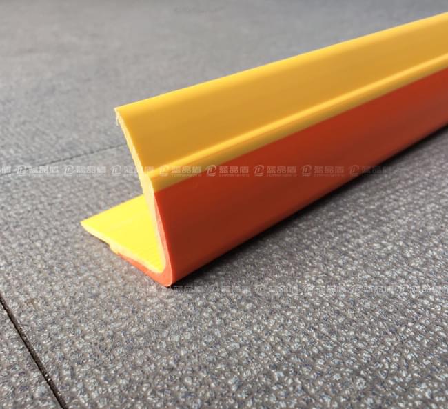 橡膠護角14.jpg 橡膠護角14.jpg