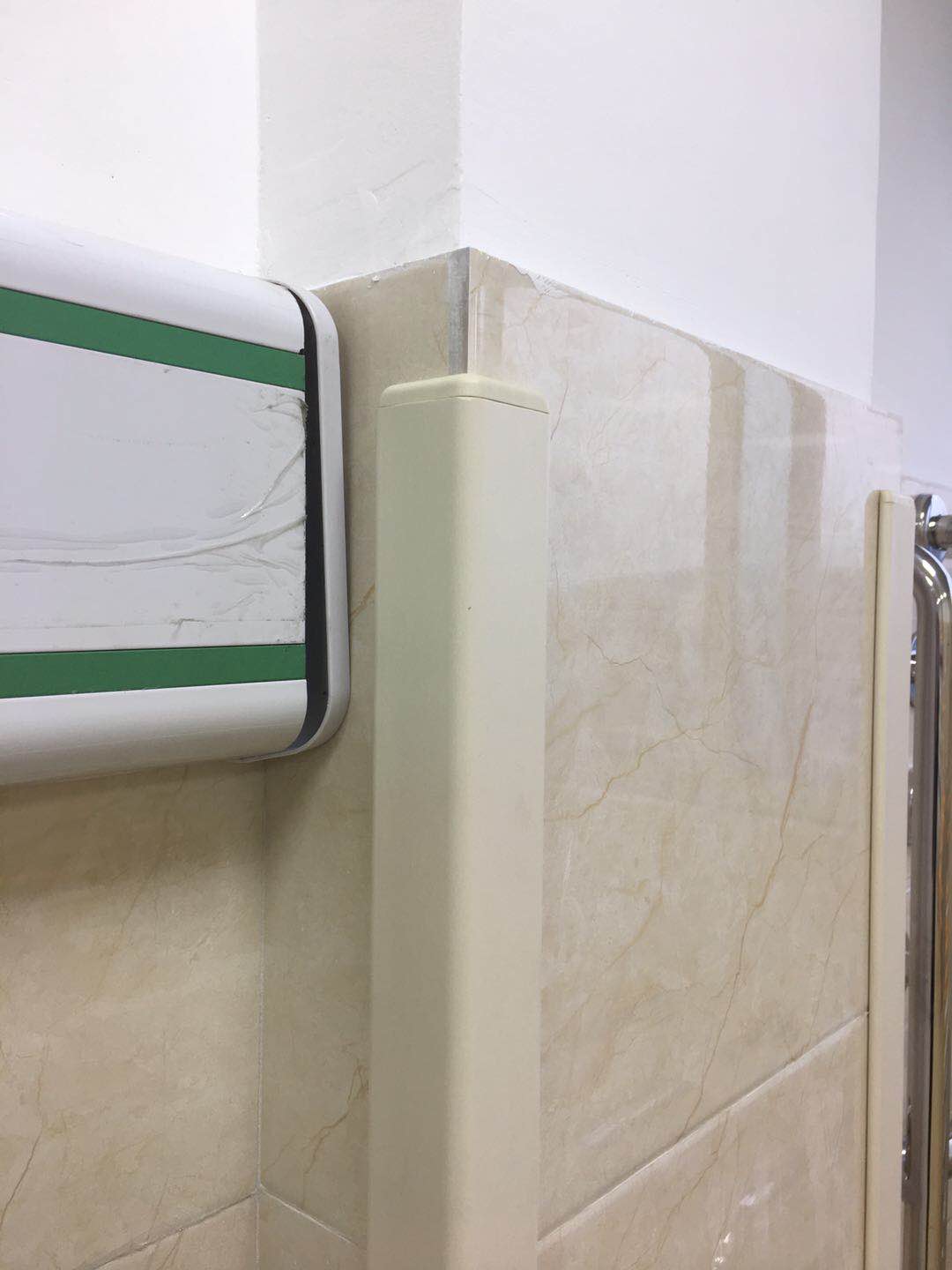 【福建】PVC護(hù)角條,定制的產(chǎn)品更受客戶喜愛 【福建】PVC護(hù)角條,定制的產(chǎn)品更受客戶喜愛