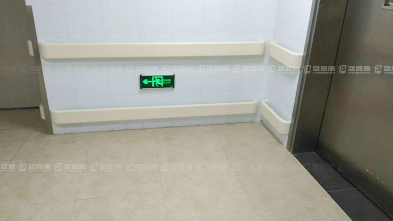 140白色PVC扶手2.jpg 140白色PVC扶手2.jpg