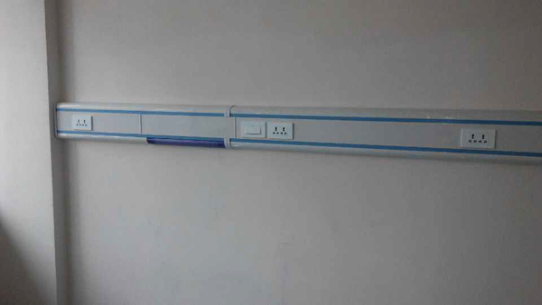 【湖北】天門市一人民醫院安裝了綠色的病房設備帶 【湖北】天門市一人民醫院安裝了綠色的病房設備帶