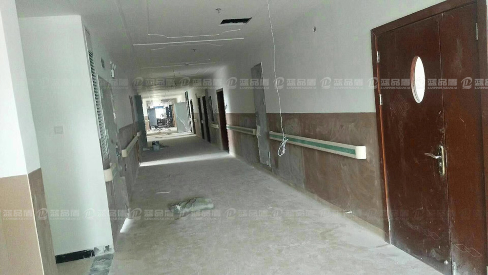 醫院防撞扶手.jpg 醫院防撞扶手.jpg