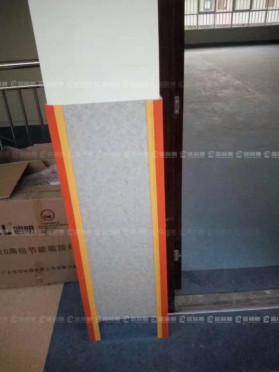 橡膠材質(zhì)的防撞護(hù)角-陜西客戶優(yōu)選藍(lán)品盾 橡膠材質(zhì)的防撞護(hù)角-陜西客戶優(yōu)選藍(lán)品盾