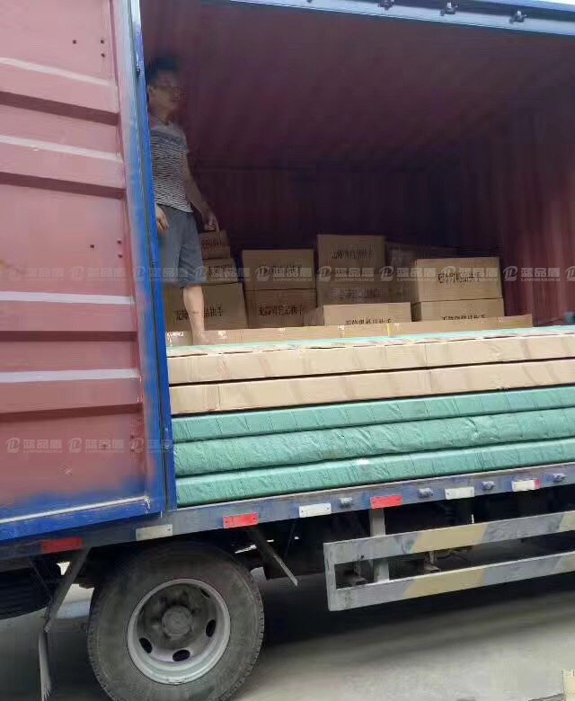 發貨.jpg 發貨.jpg