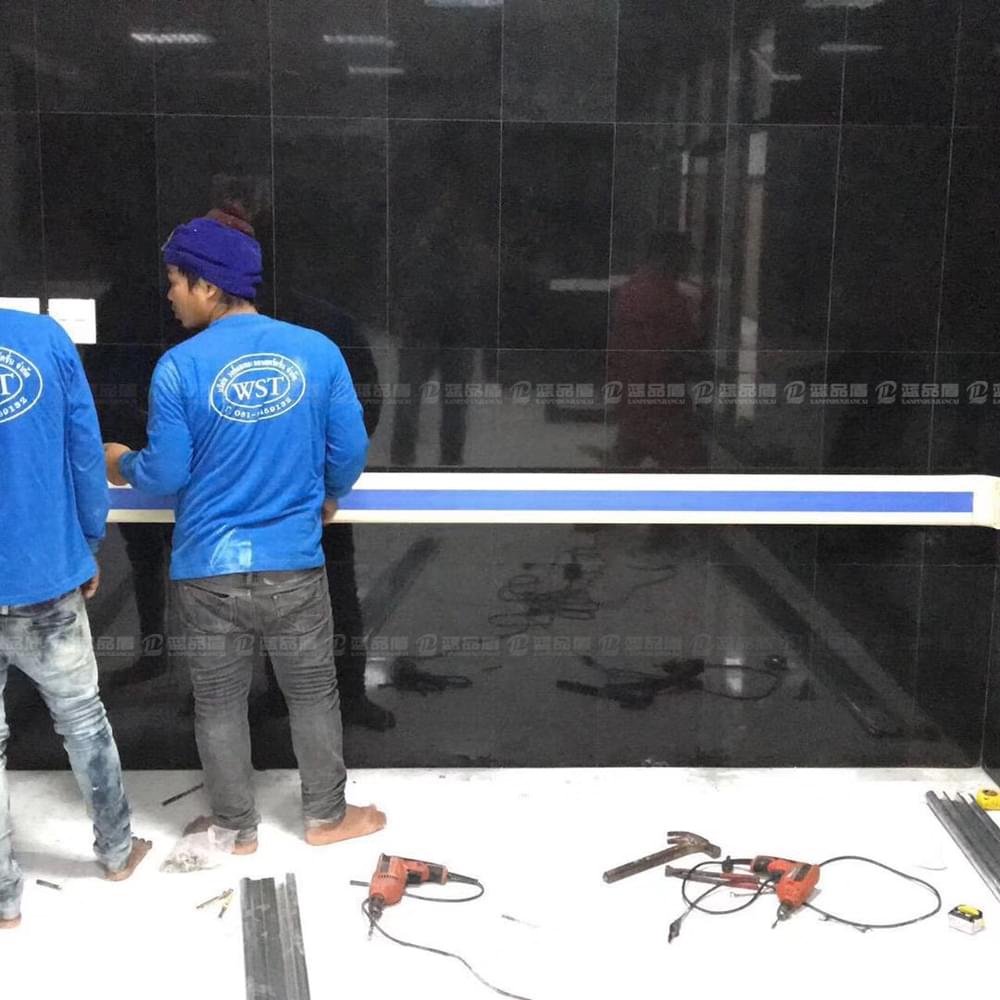 泰國防撞扶手2.jpg 泰國防撞扶手2.jpg