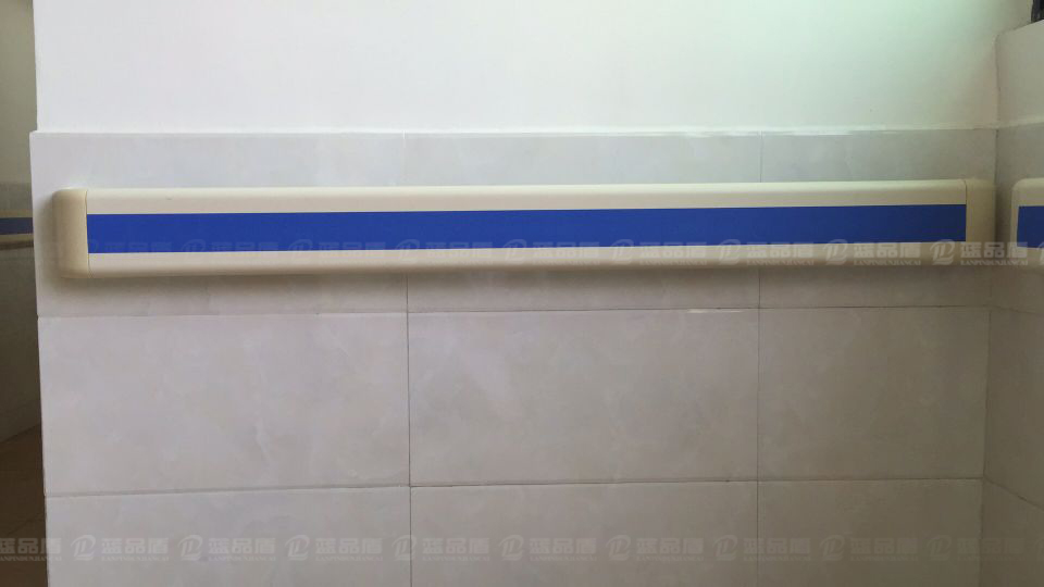140防撞扶手藍色.jpg 140防撞扶手藍色.jpg