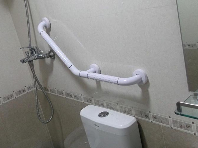 廁所老人輔助扶手.jpg 廁所老人輔助扶手.jpg