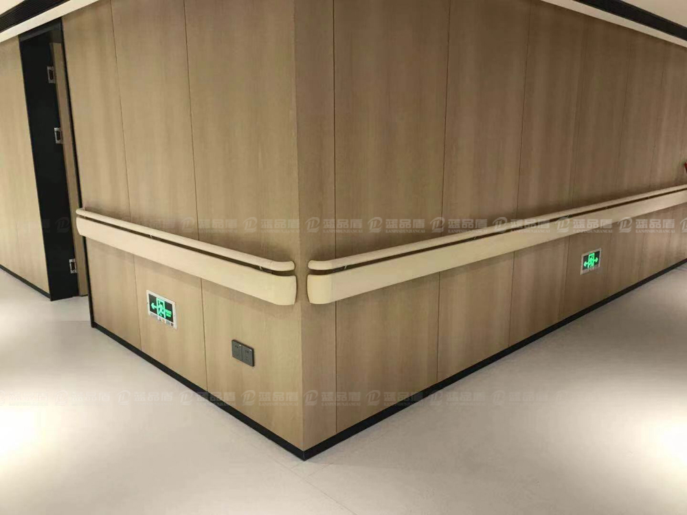 時代醫學美容醫院190扶手1.jpg 時代醫學美容醫院190扶手1.jpg