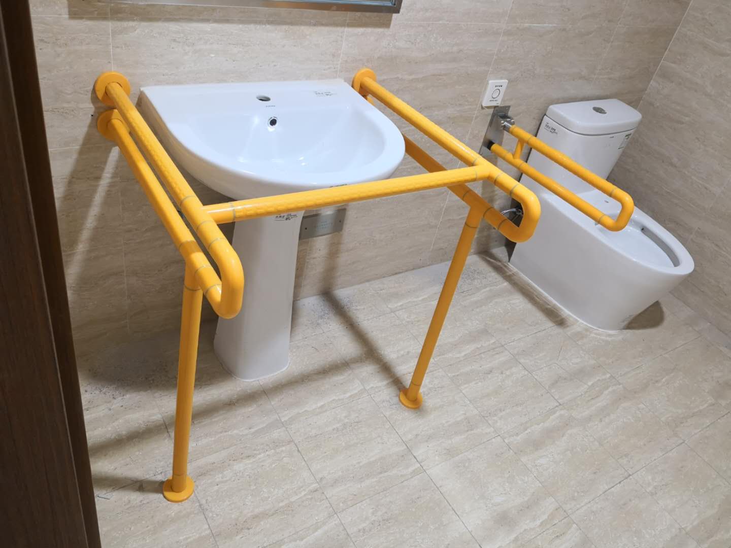 無障礙衛生間扶手.jpg 無障礙衛生間扶手.jpg