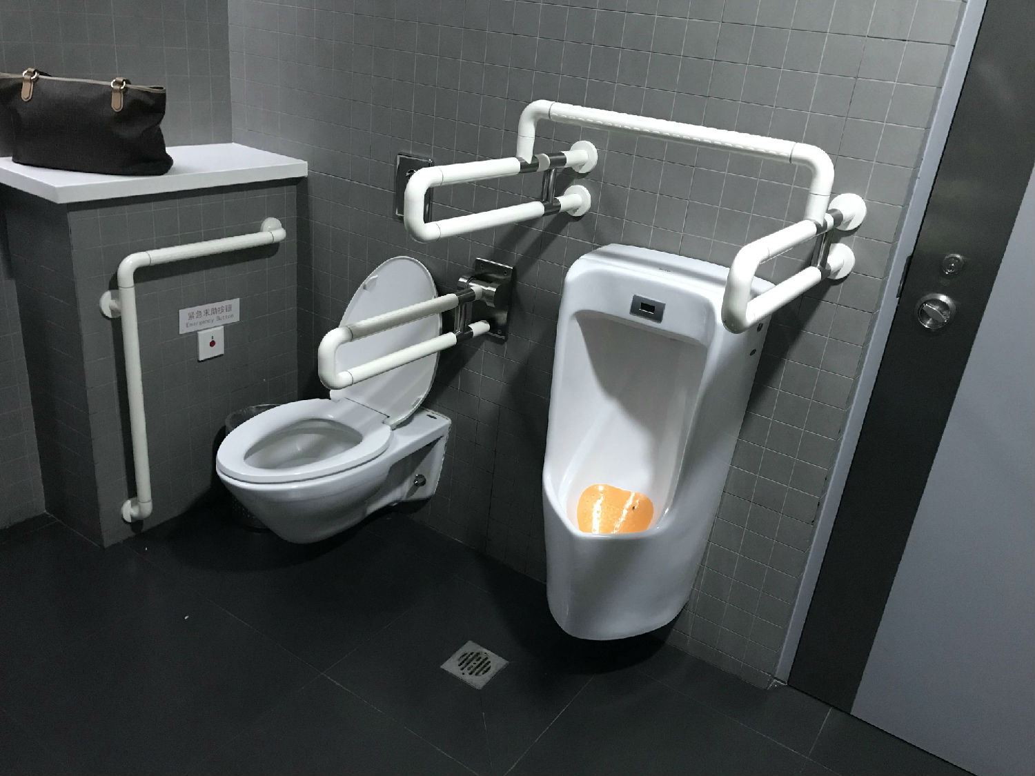 衛(wèi)生間扶手 衛(wèi)生間扶手