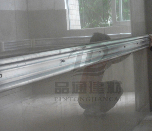 pvc護(hù)墻板 pvc護(hù)墻板