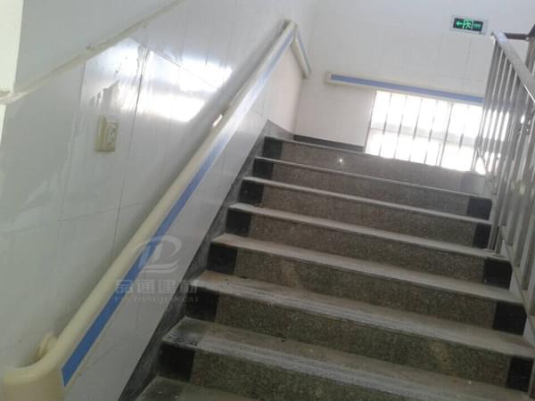 【云南】文山州醫院項目安裝防撞扶手--第二次的合作